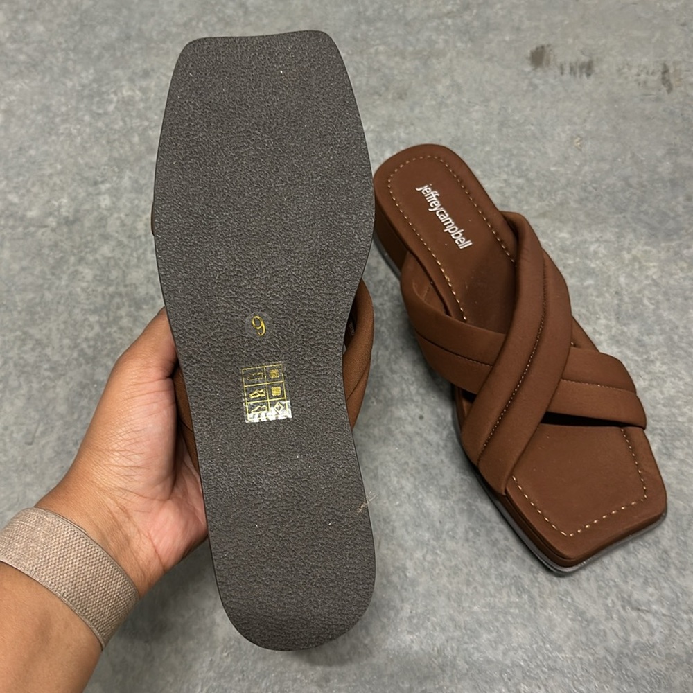 NWOT Jeffrey Campbell Sun-sation Sandal in Brown Neoprene Size 9 - Picture 4 of 6